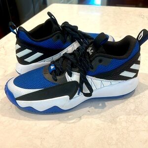 Adidas Damian Lillard Bounce Basketball Shoes, Men’s Size 8.5.